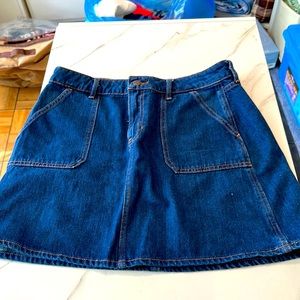 Old Navy denim mini skirt, size 8.